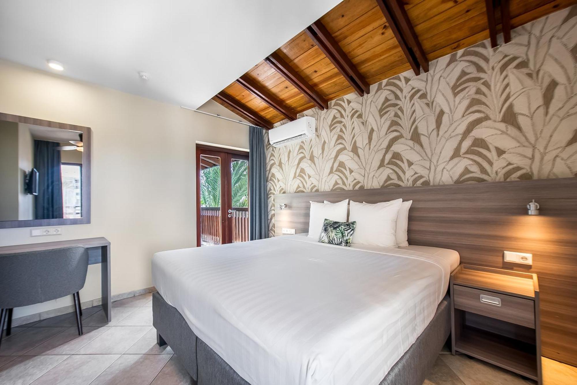 Lionsdive Beach Resort Curacao Εξωτερικό φωτογραφία